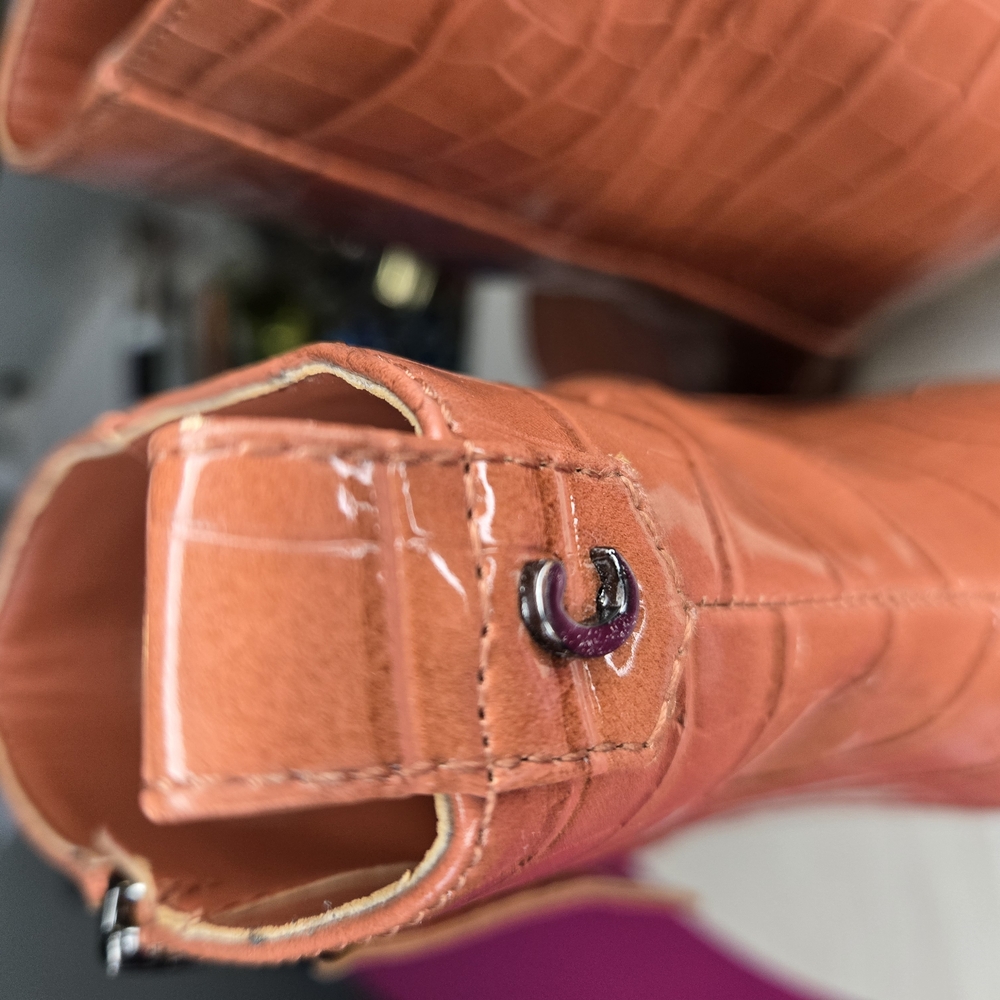 Circus , Croc-Embossed Tan Ankle Boots Size 7. - Picture 4 of 7